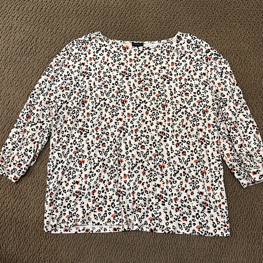 Cute leopard top